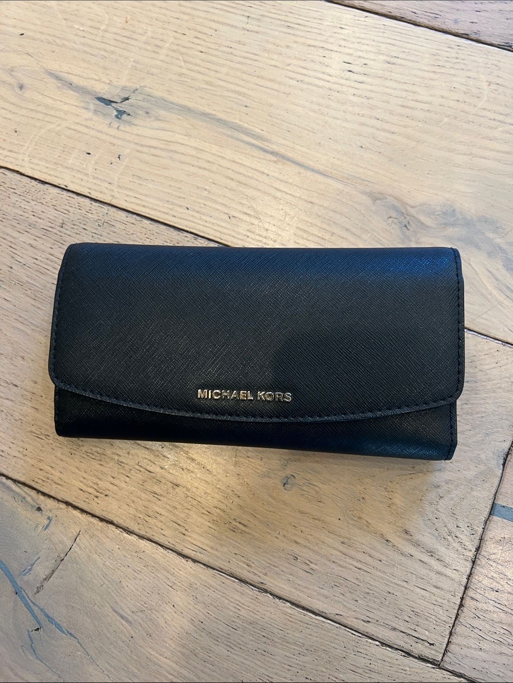 Michael Kors Black Saffiano Trifold Card Holder with Gold Logo